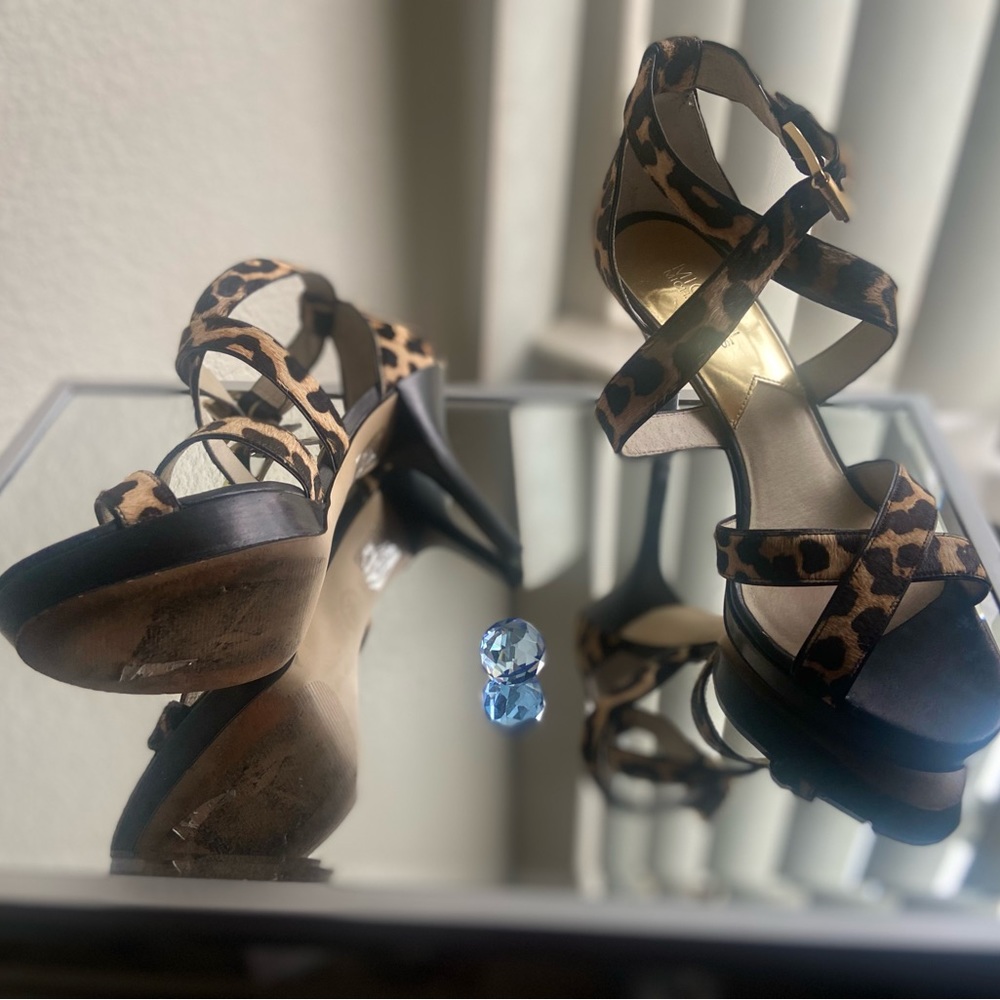 Michael Kors Evie Women Cheetah Print Platform Sandal , Brown - Picture 2 of 2